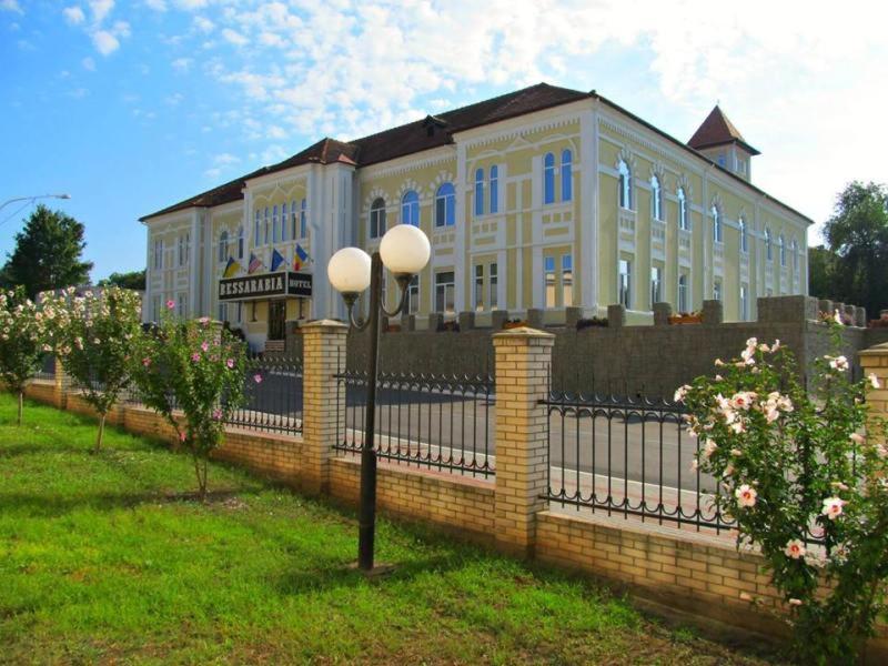 Отель Бессарабия Izmaíl Exterior foto